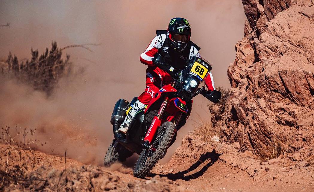 Desafio Ruta 40, Etapa 1: Tosha Schareina surpreende, Buhler 8º