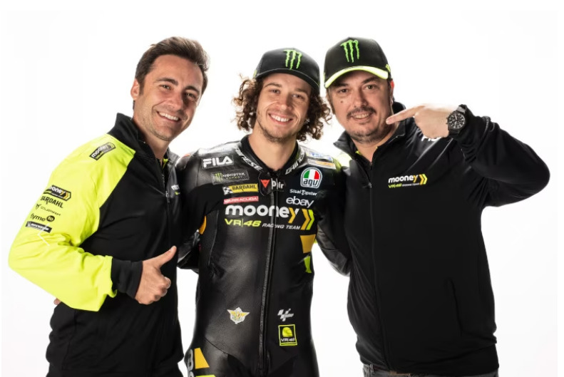 MotoGP: Marco Bezzecchi renova com a Mooney VR46 para 2024