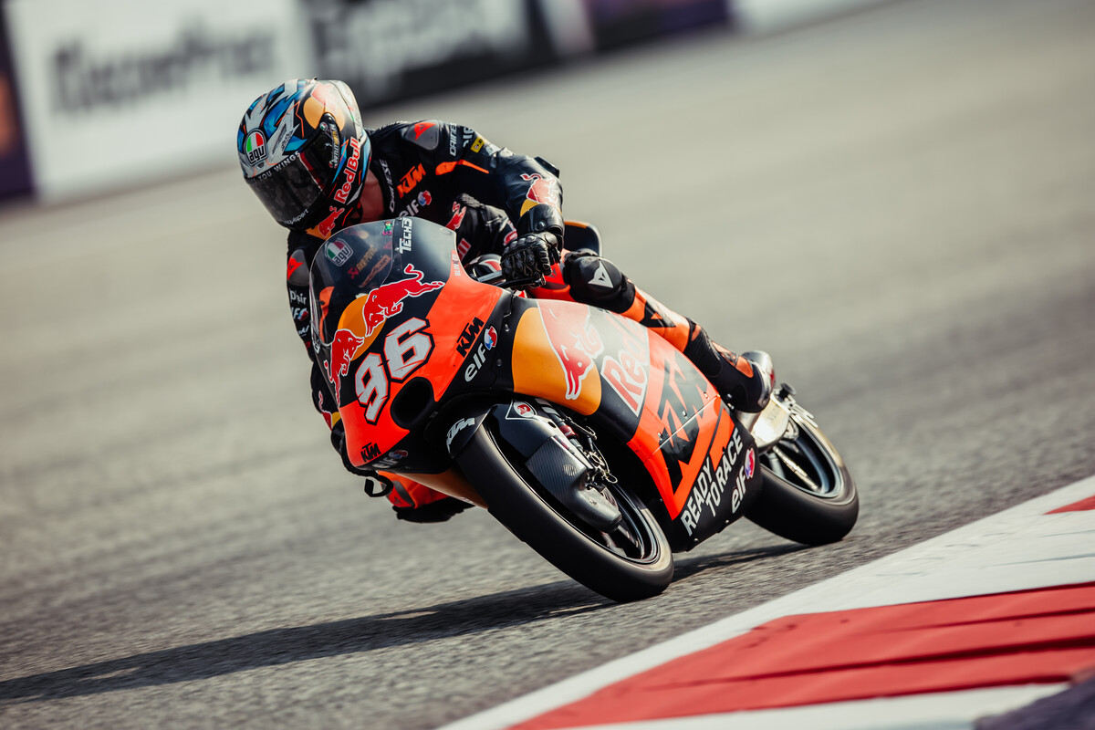 Moto3: Dani Holgado permanece na Moto3