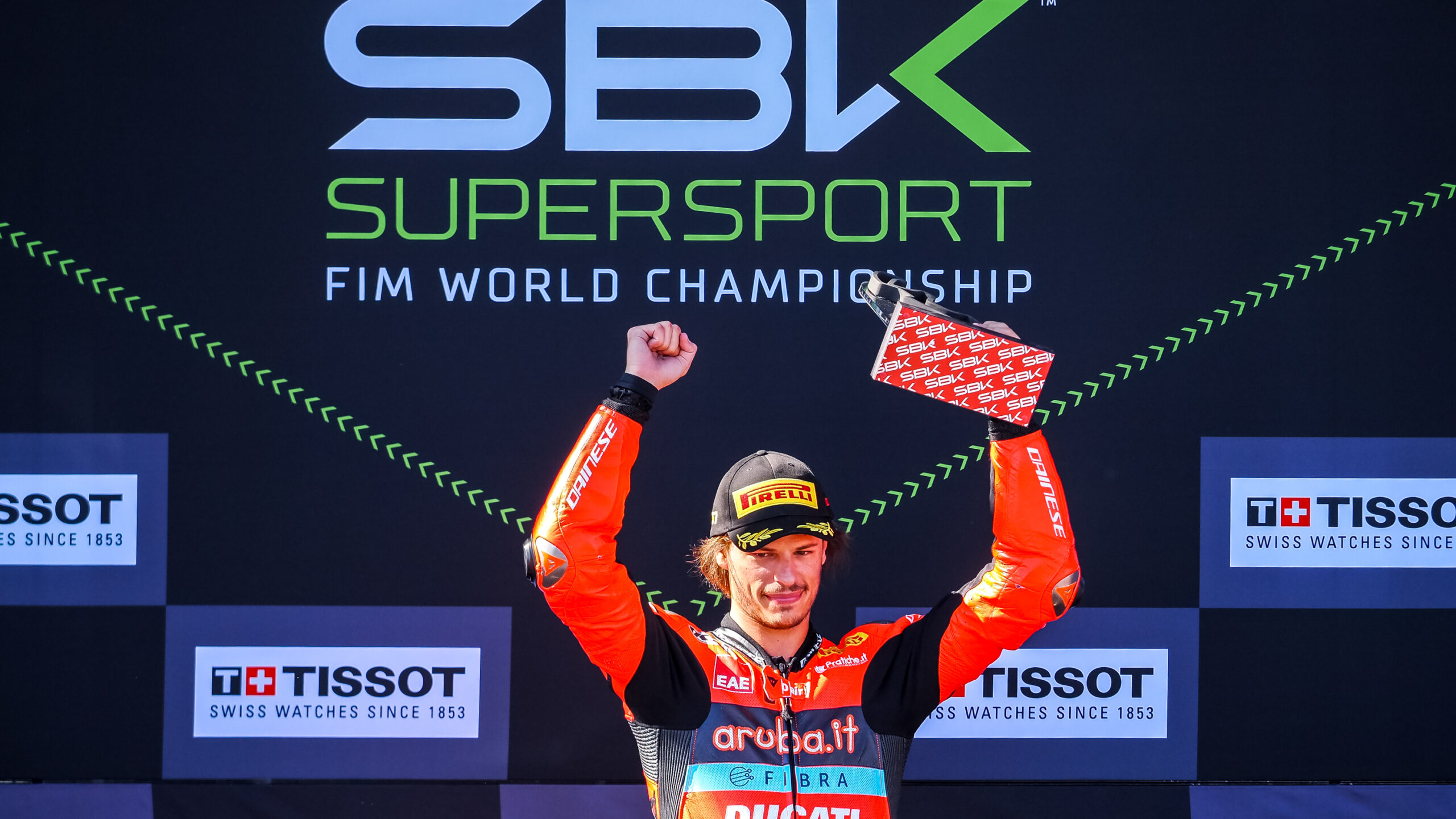 WSSP, Aragon, Corrida 2: Bulega vence, Manzi adia título para Portimão