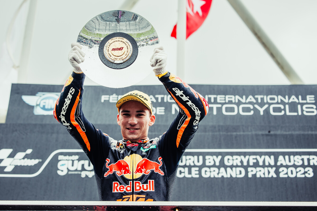 Moto3, Deniz Oncu (1º): “Estava gelado depois de dez voltas”