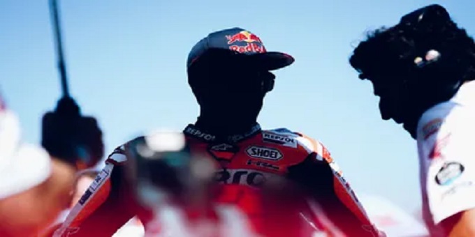 MotoGP, Marc Márquez (6.º): “Vai ser estranho não ver a cara do Santi na garagem”
