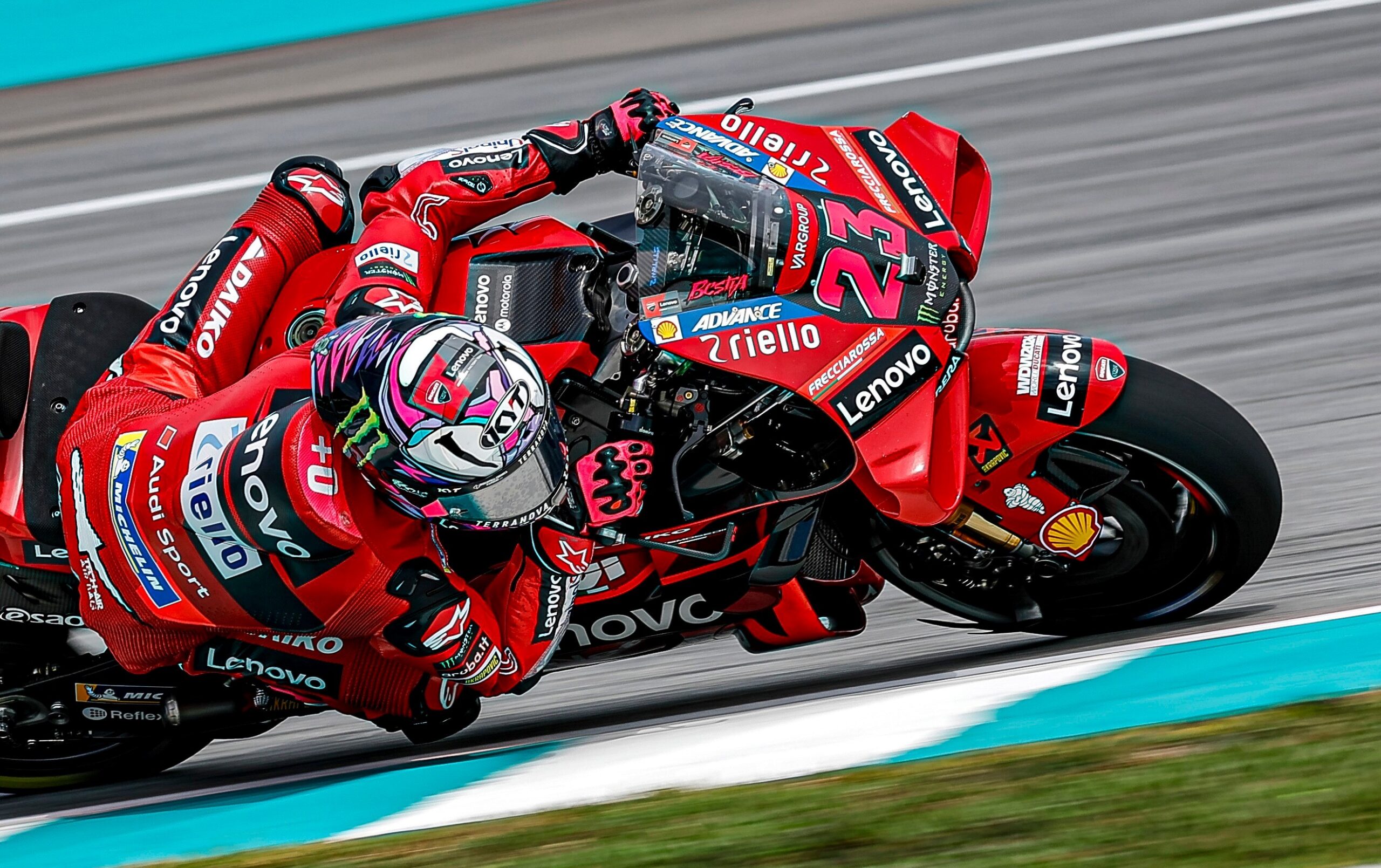 MotoGP, Malásia, Corrida: Bastianini regressa aos triunfos, Bagnaia bate Martin