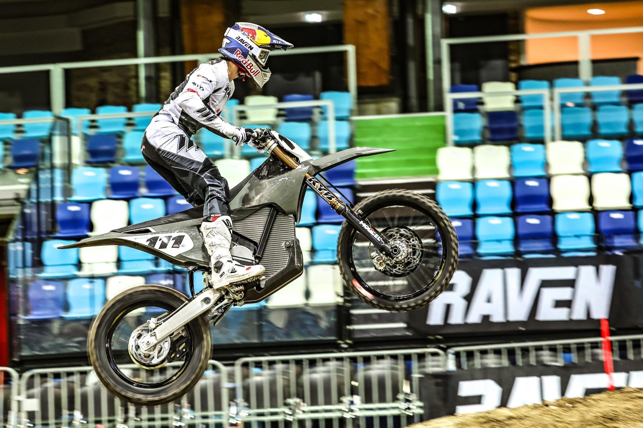 Mundial SuperEnduro, França: Blazusiak impedido de competir com a Stark Varg