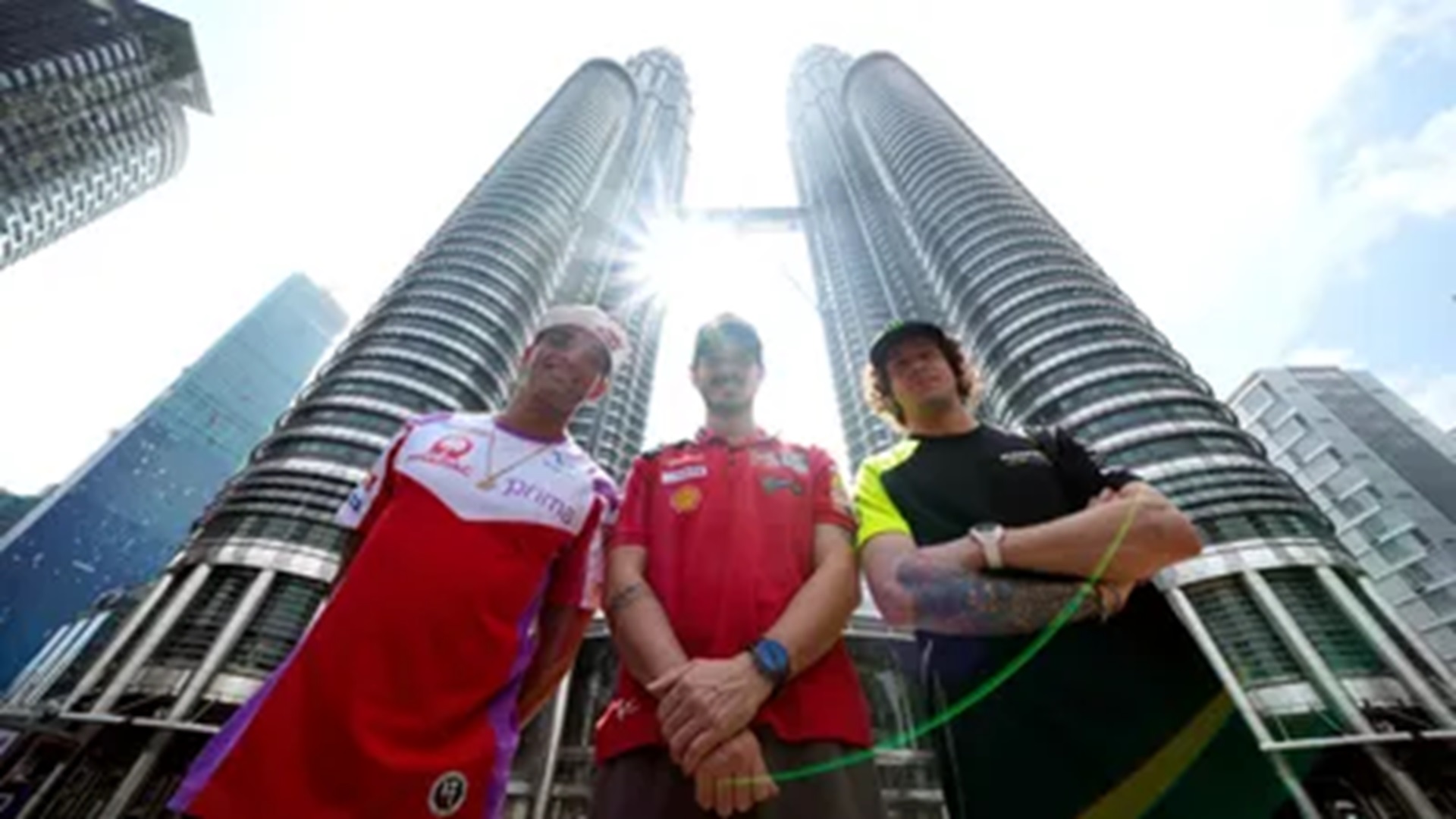 MotoGP, Bagnaia, Martín e Bezzecchi têm um meet and greet com os fãs na Malásia