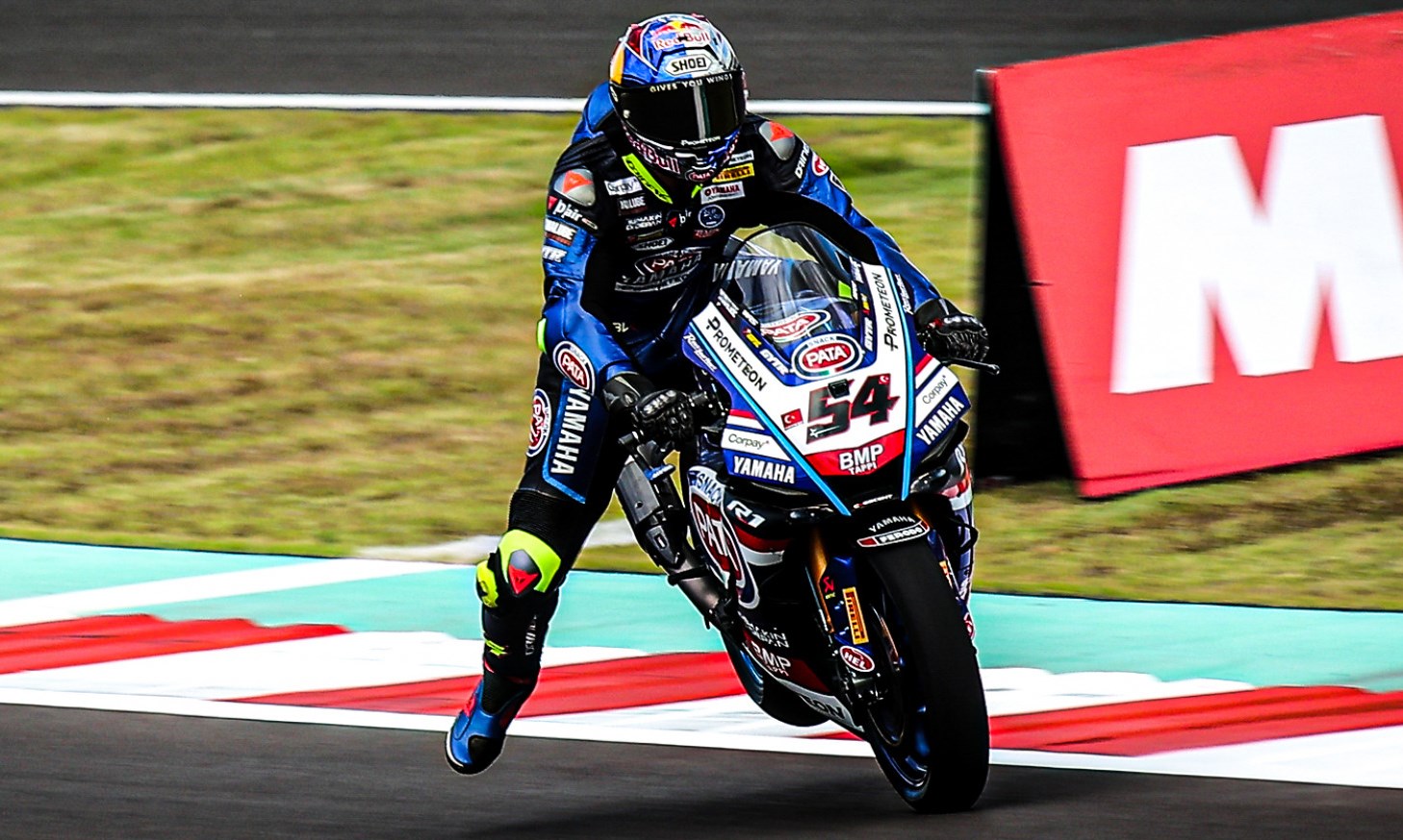 WSBK: Toprak Razgatlioglu estreia-se na BMW no teste de Portimão