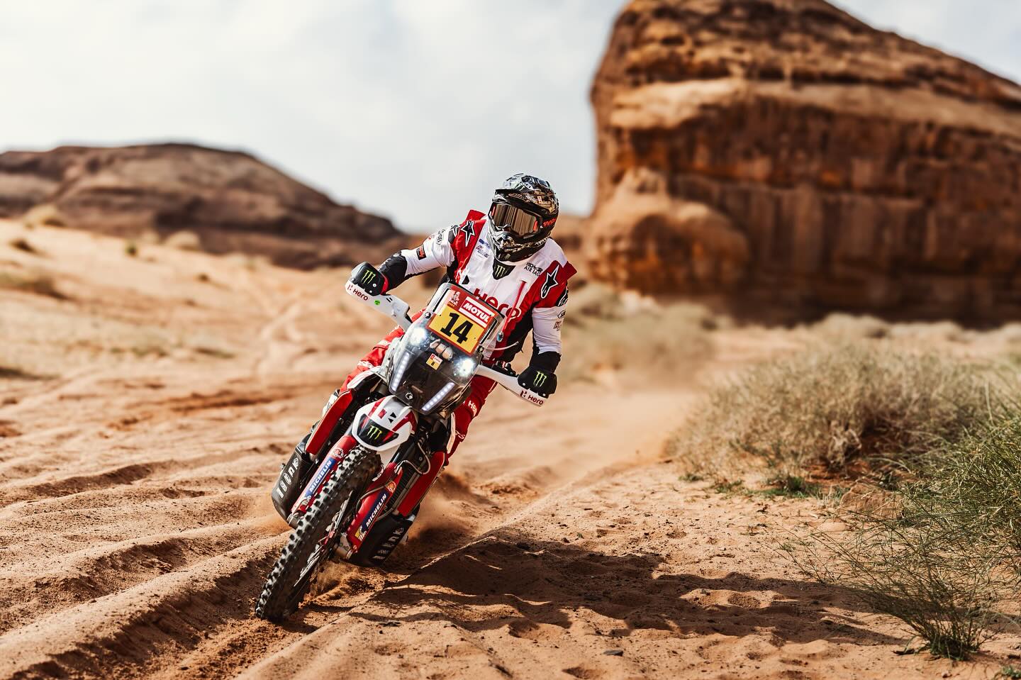 Dakar, Etapa 2, Portugueses: Buhler perto do pódio, Gonçalves e Maio em destaque