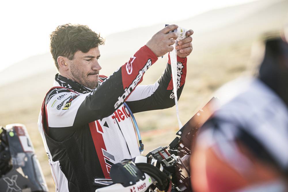 Dakar, Etapa 5, Joan Barreda (26º.): “Quando cai a moto bateu contra mim”