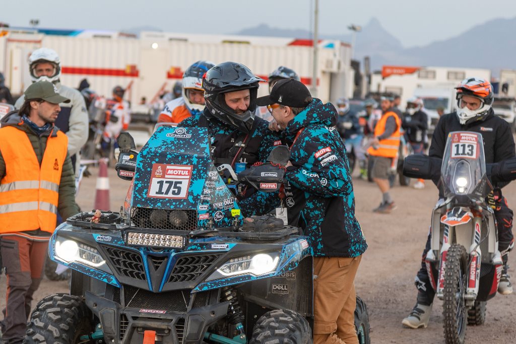 Rally Dakar: A CFMOTO presente no Dakar