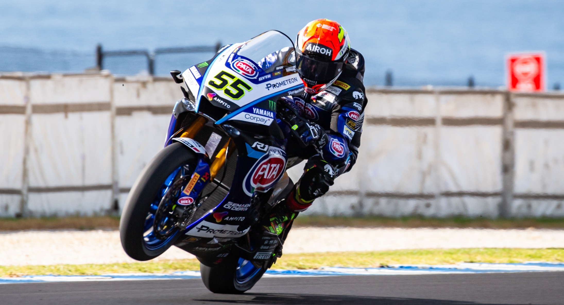 Superbike, Phillip Island, TL1: Locatelli lidera à frente dos irmãos Lowes