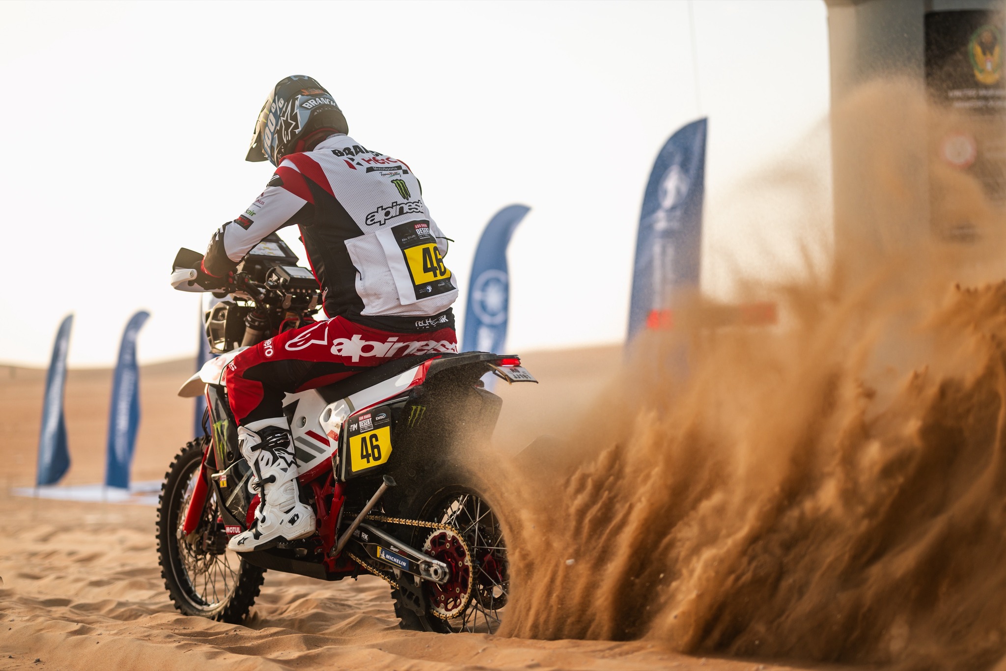 Abu Dhabi Desert Challenge, Etapa 3: Finalmente Ross Branch