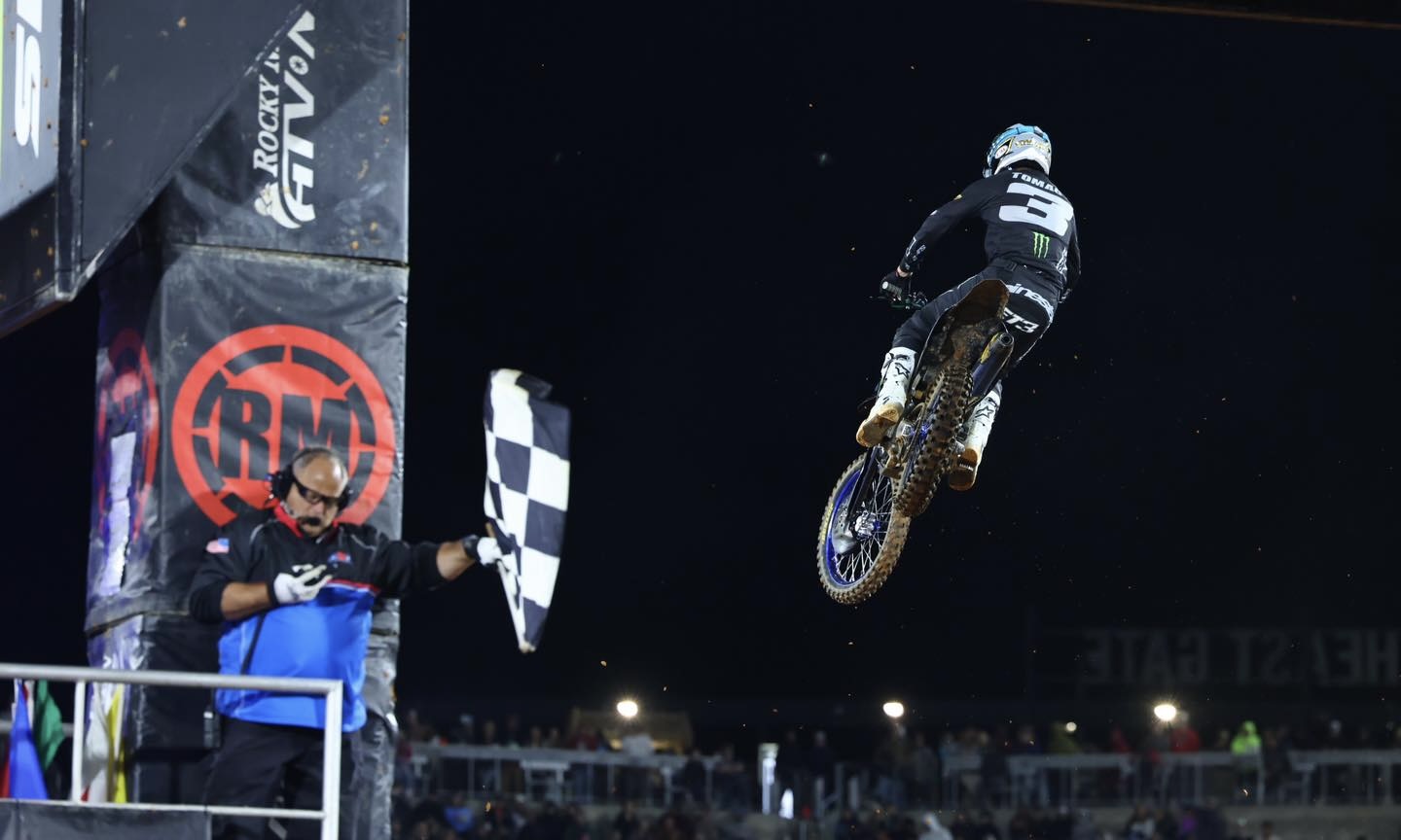 Vídeo AMA Supercross: O resumo de Birmingham