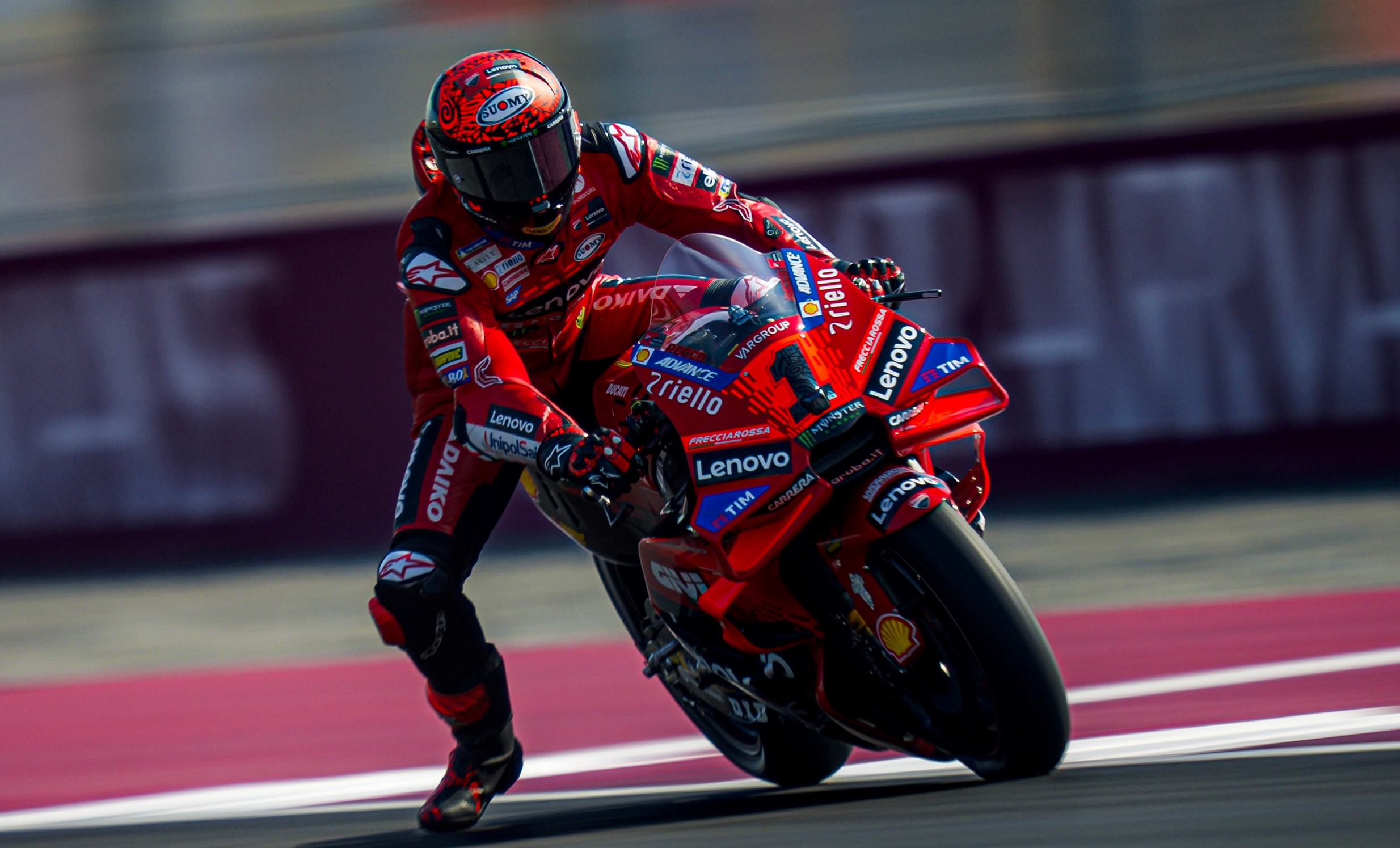 MotoGP: Bagnaia iguala Barry Sheene nas estatísticas do mundial