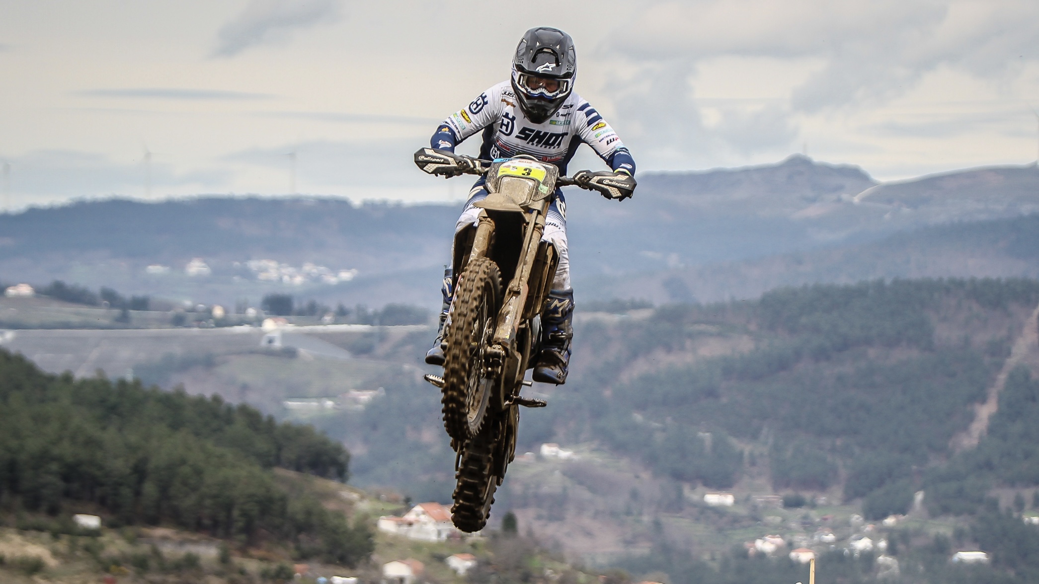 CN Enduro, Santa Marta Penaguião: Armada mundialista domina no Douro