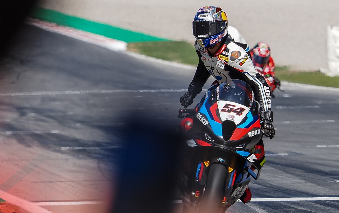 WSBK, Barcelona, Corrida 1: Vitória histórica da BMW para Toprak