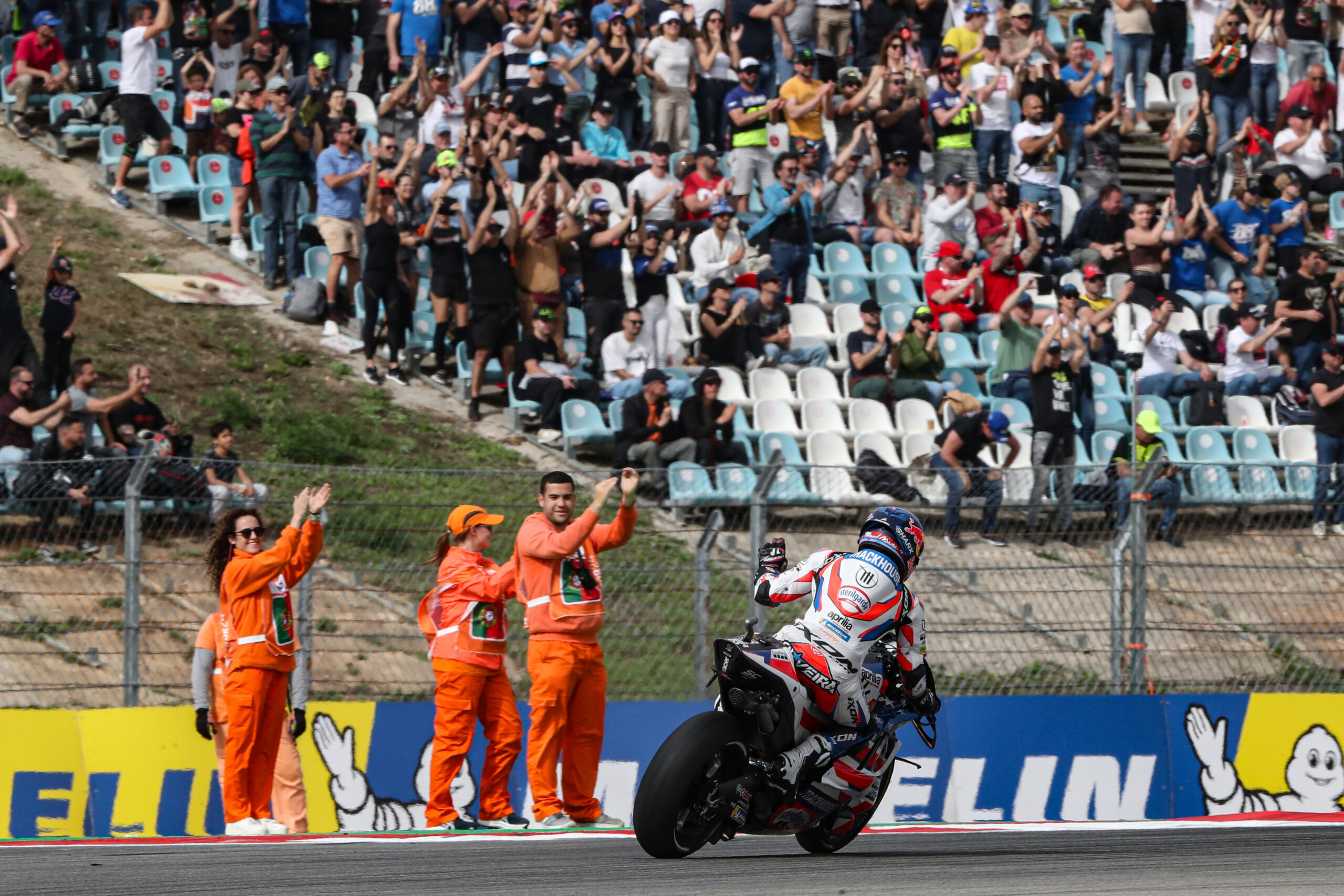 MotoGP, Portugal: Milhares de fãs prontos para a grande corrida de Portimão