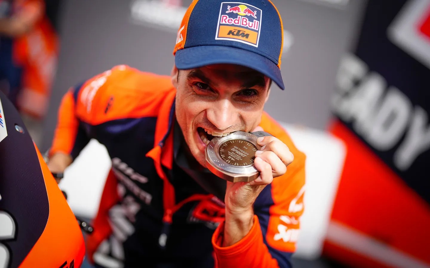 MotoGP, Dani Pedrosa (3.º): “Não sabia que estava a lutar pelo pódio”