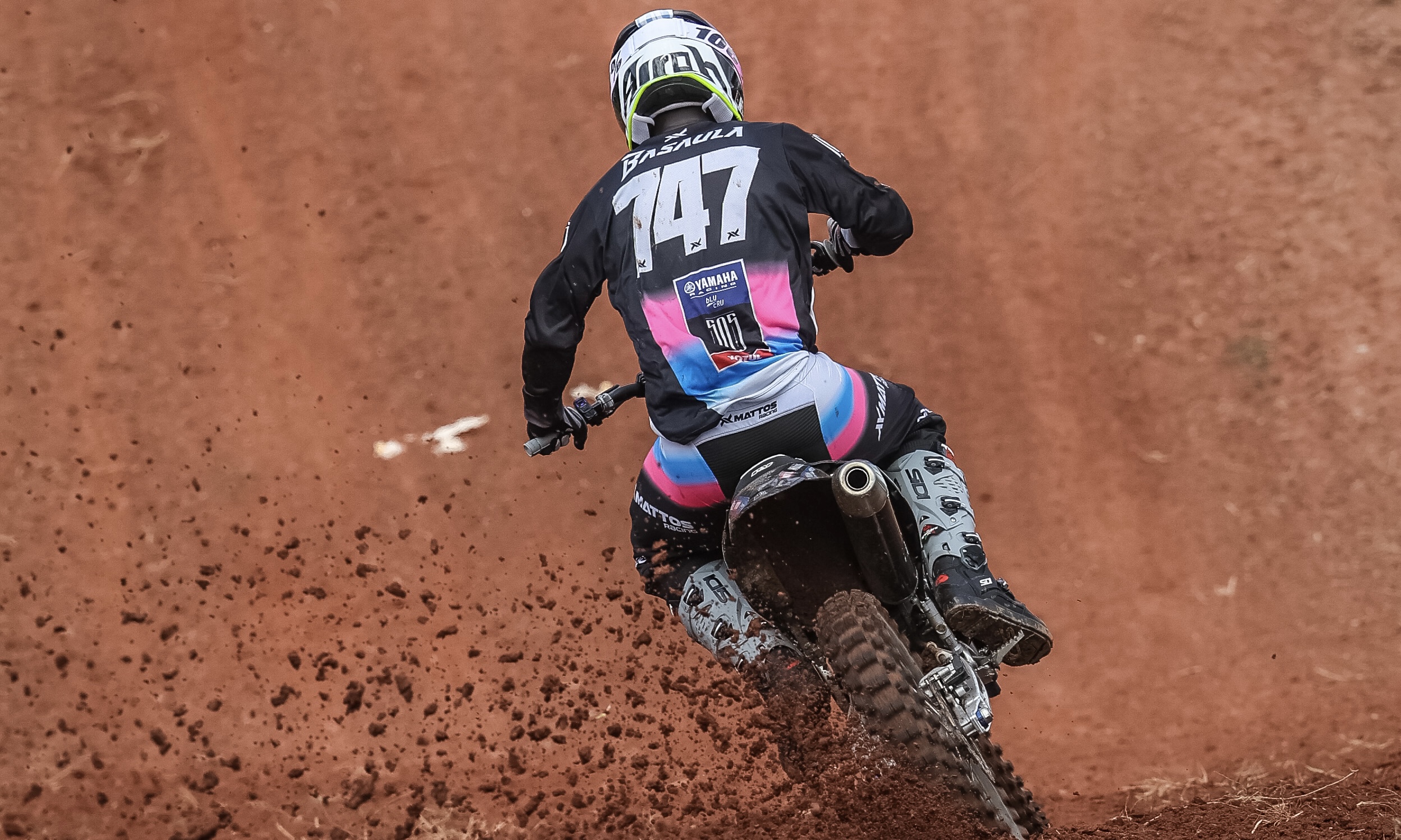 Motocross Brasil, Canelinha, Treinos: Alberto e Basaúla entre os 10 mais rápidos