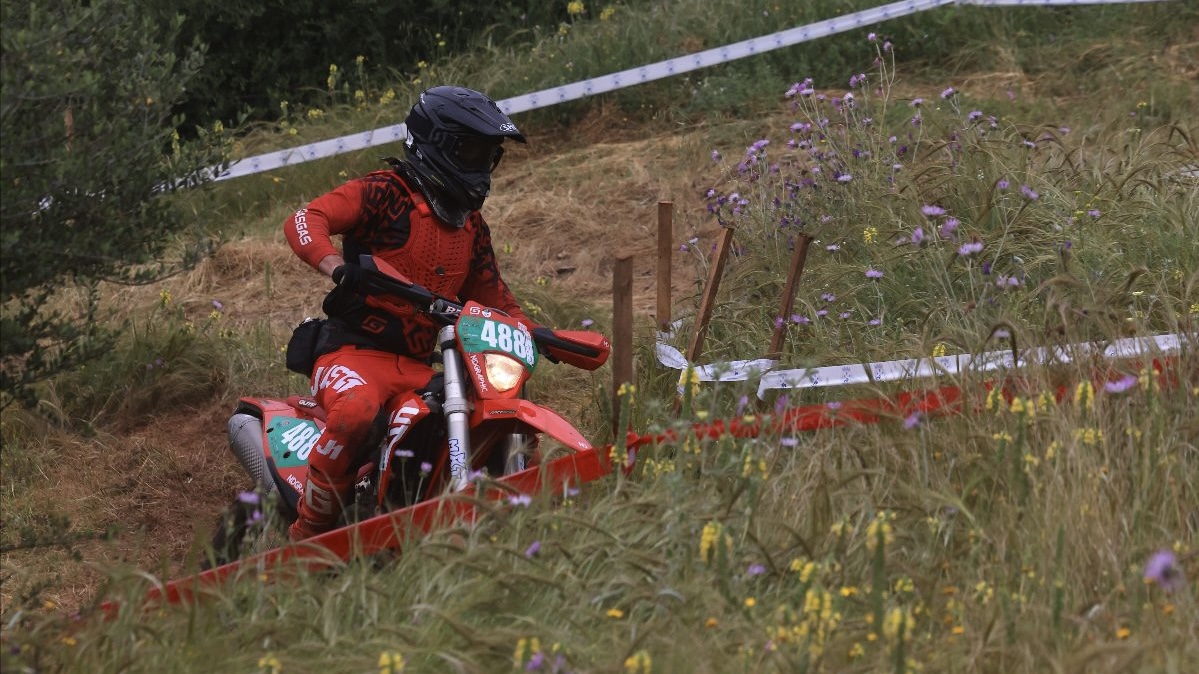 Troféu GasGas, Enduro: Dezena de pilotos “assaltaram” Monsaraz