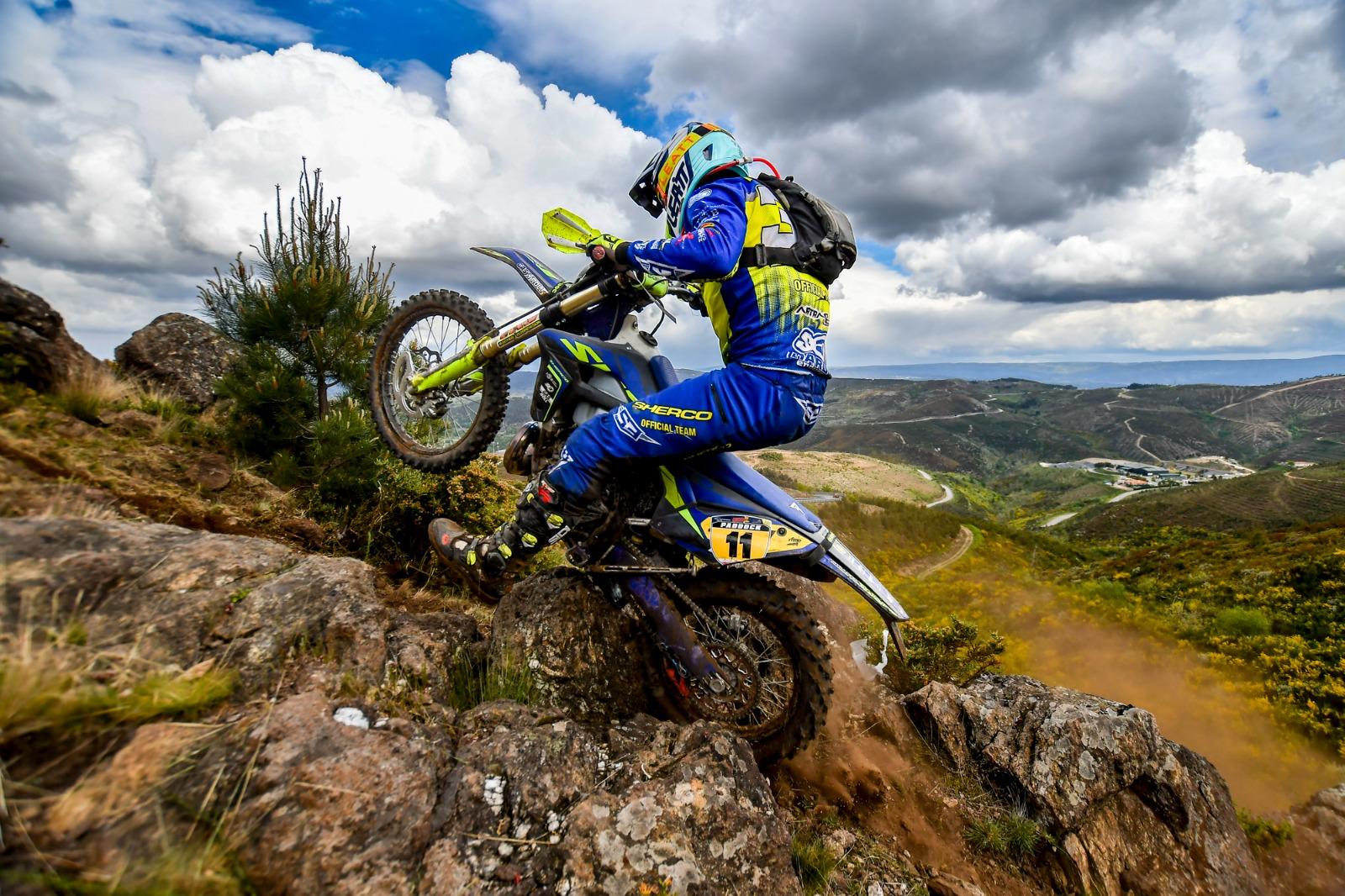 Extreme XL Lagares, SuperEspecial: Francesc Moret na liderança, Diogo Vieira em 2.º!