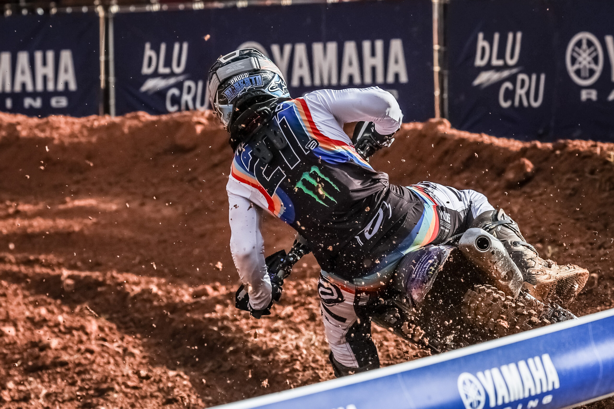Vídeo Motocross Brasil, Canelinha: Assista em direto à prova de Alberto e Basaúla