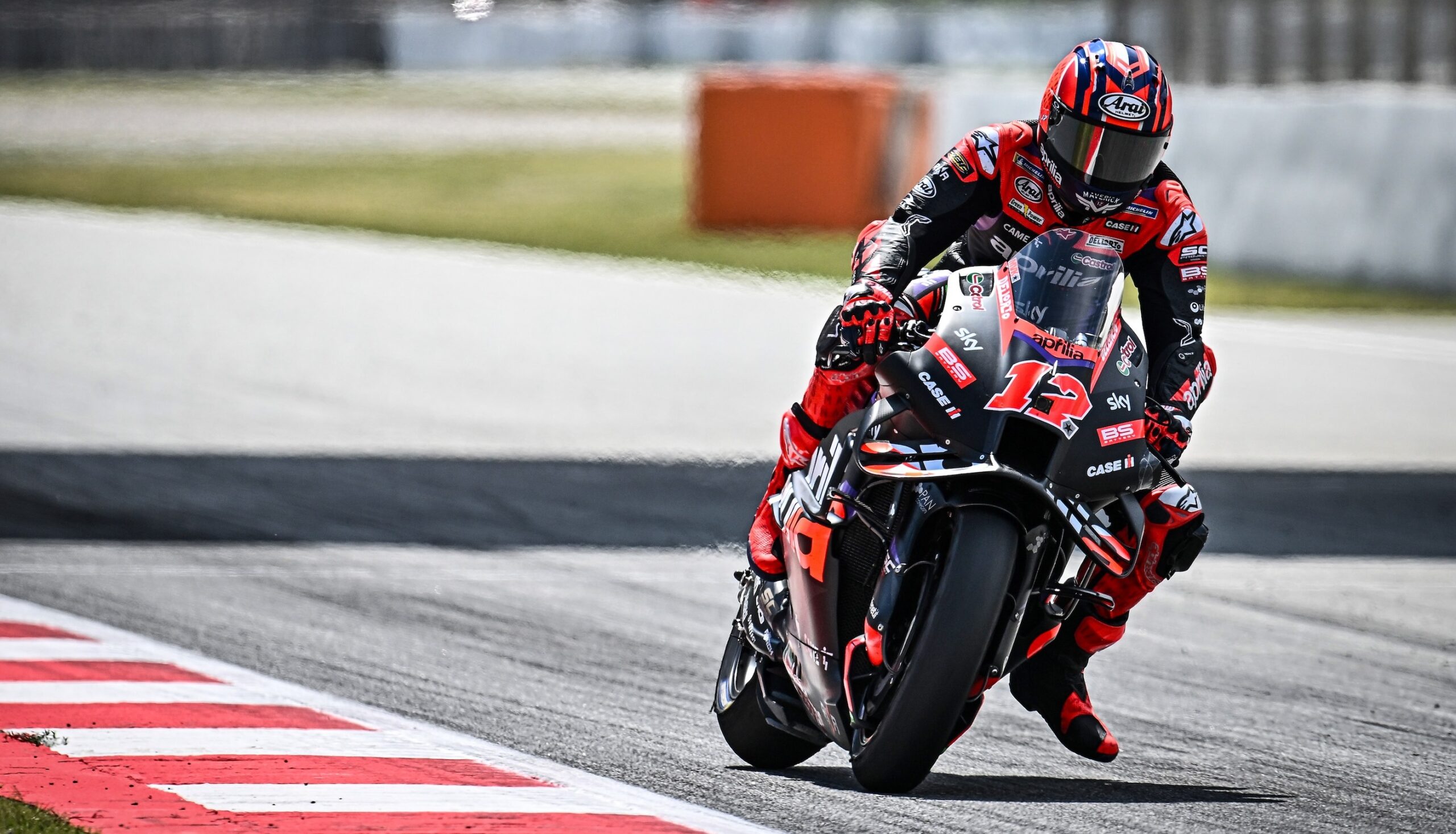 MotoGP, Itália, TL1: Viñales coloca a Aprilia no topo no primeiro treino