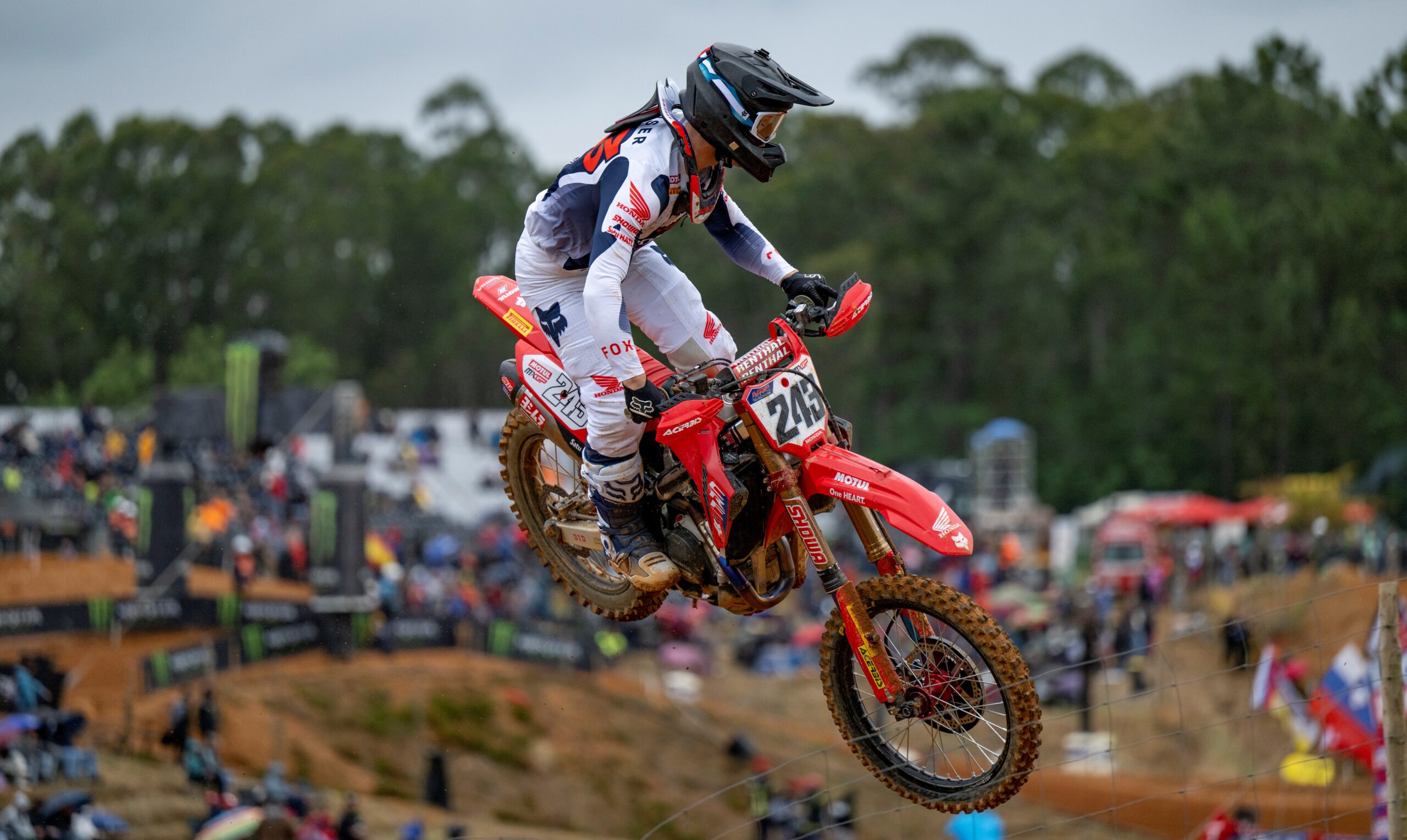 MXGP, Portugal, Corrida 1: Tim Gajser torna-se o novo líder do mundial
