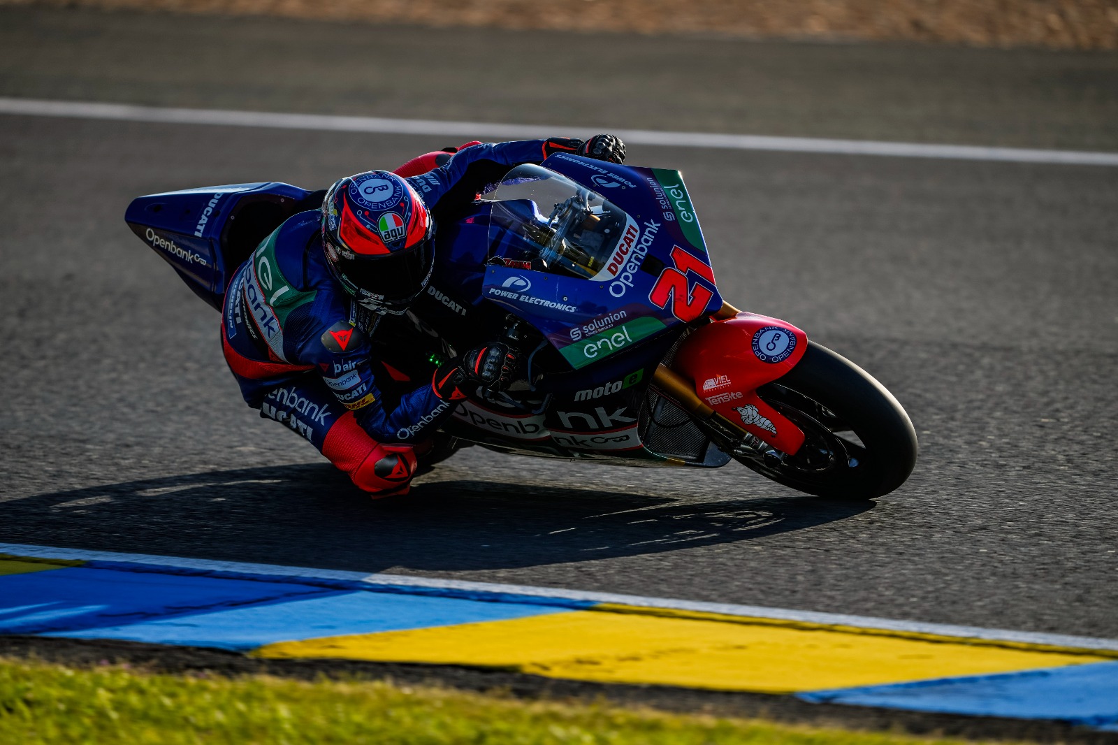 MotoE, França, Q1: Zannoni e Casadei avançam para a Q2