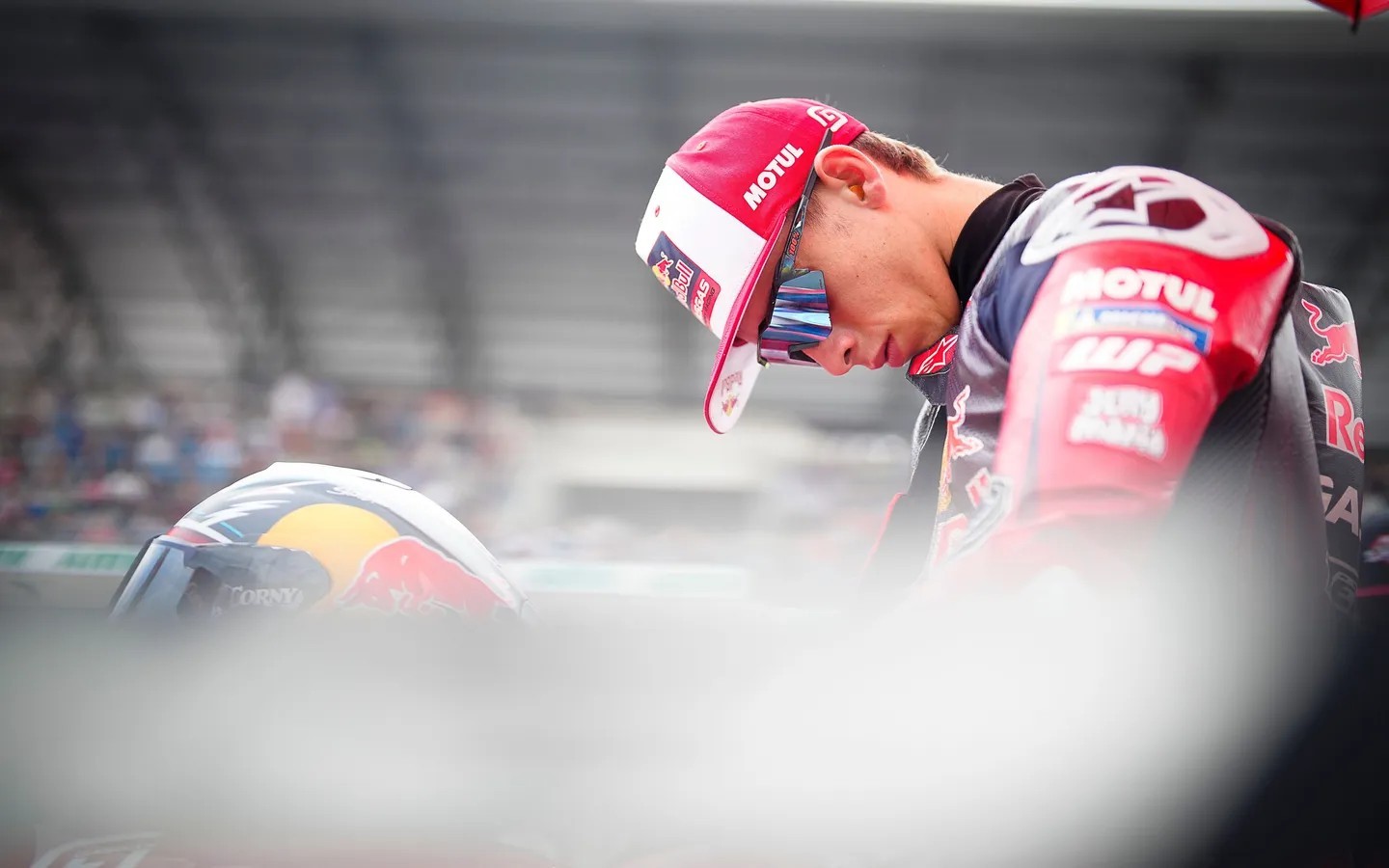 MotoGP, Pedro Acosta (DNF): “Não queria bater no Aleix e destruir-lhe a corrida”