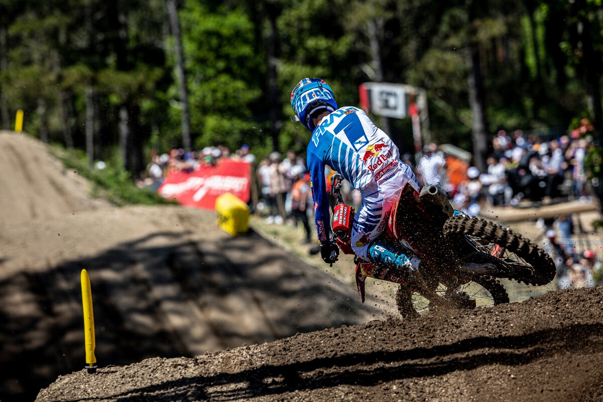 MXGP, Espanha, Corrida 1: Vitória tranquila de Jorge Prado