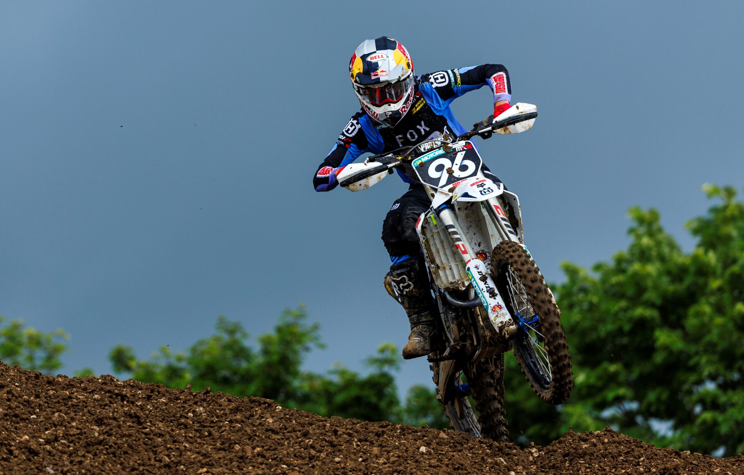 MX2, França: Lucas Coenen soma e segue