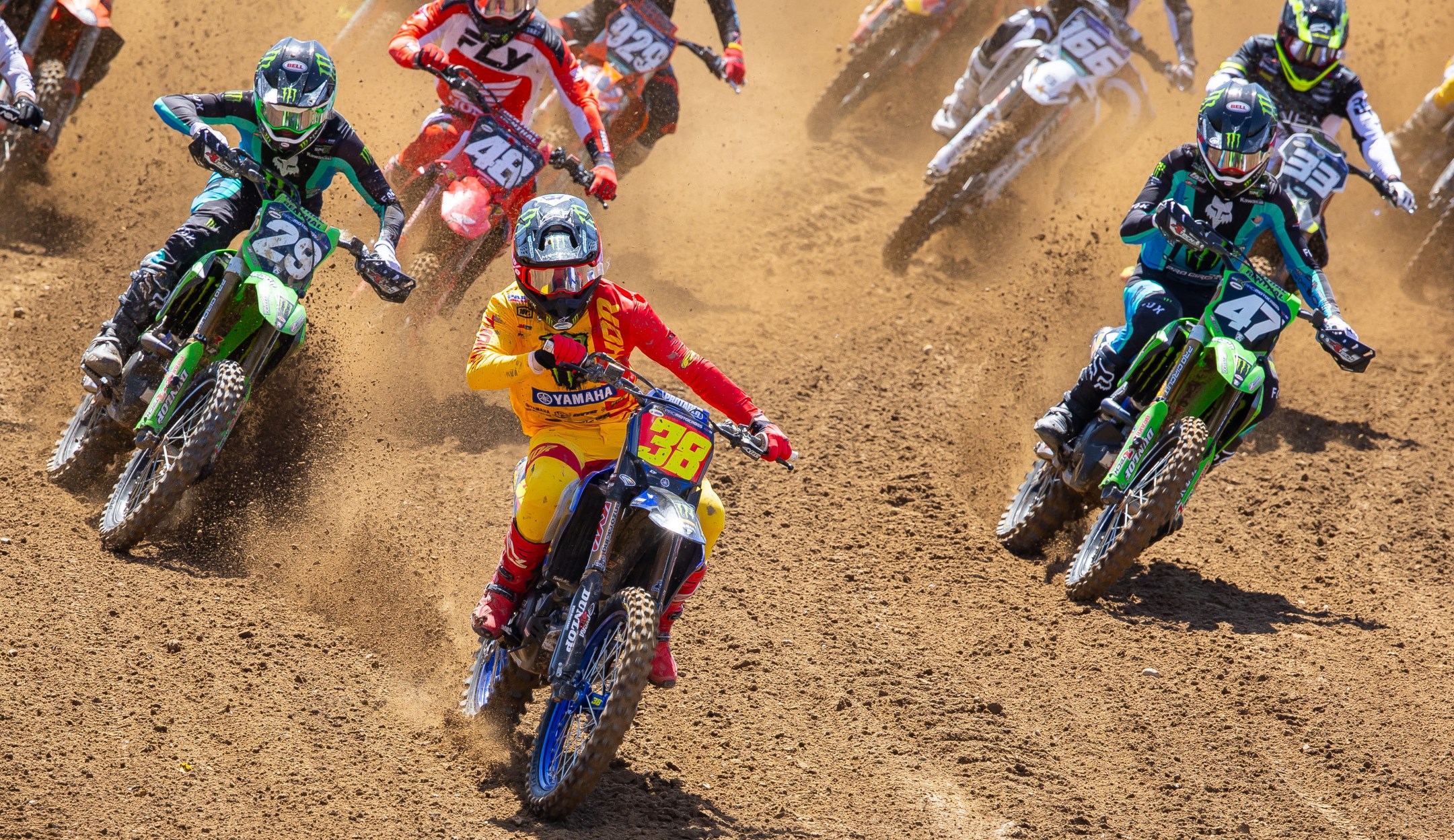 AMA Pro Motocross 250: Haiden Deegan (Yamaha) vence apesar de queda
