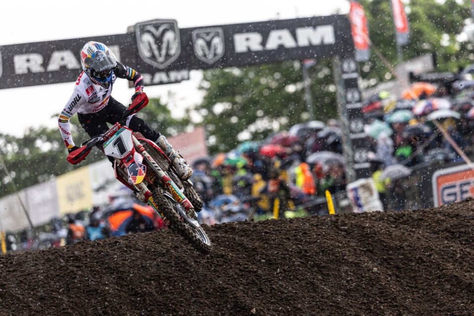 MXGP, Alemanha: Prado dominante reassume liderança do campeonato