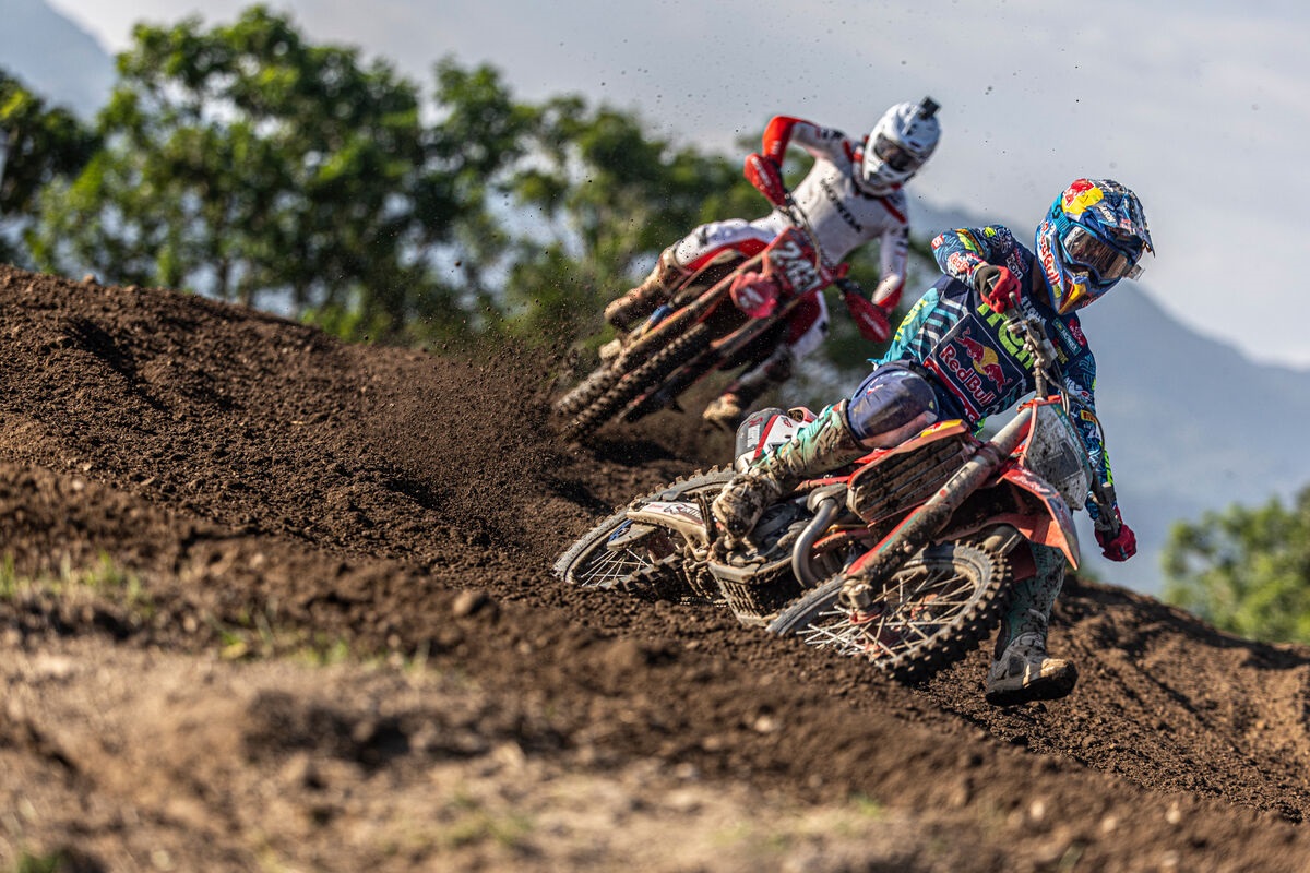Vídeo MXGP: Resumos das corridas de MXGP e MX2