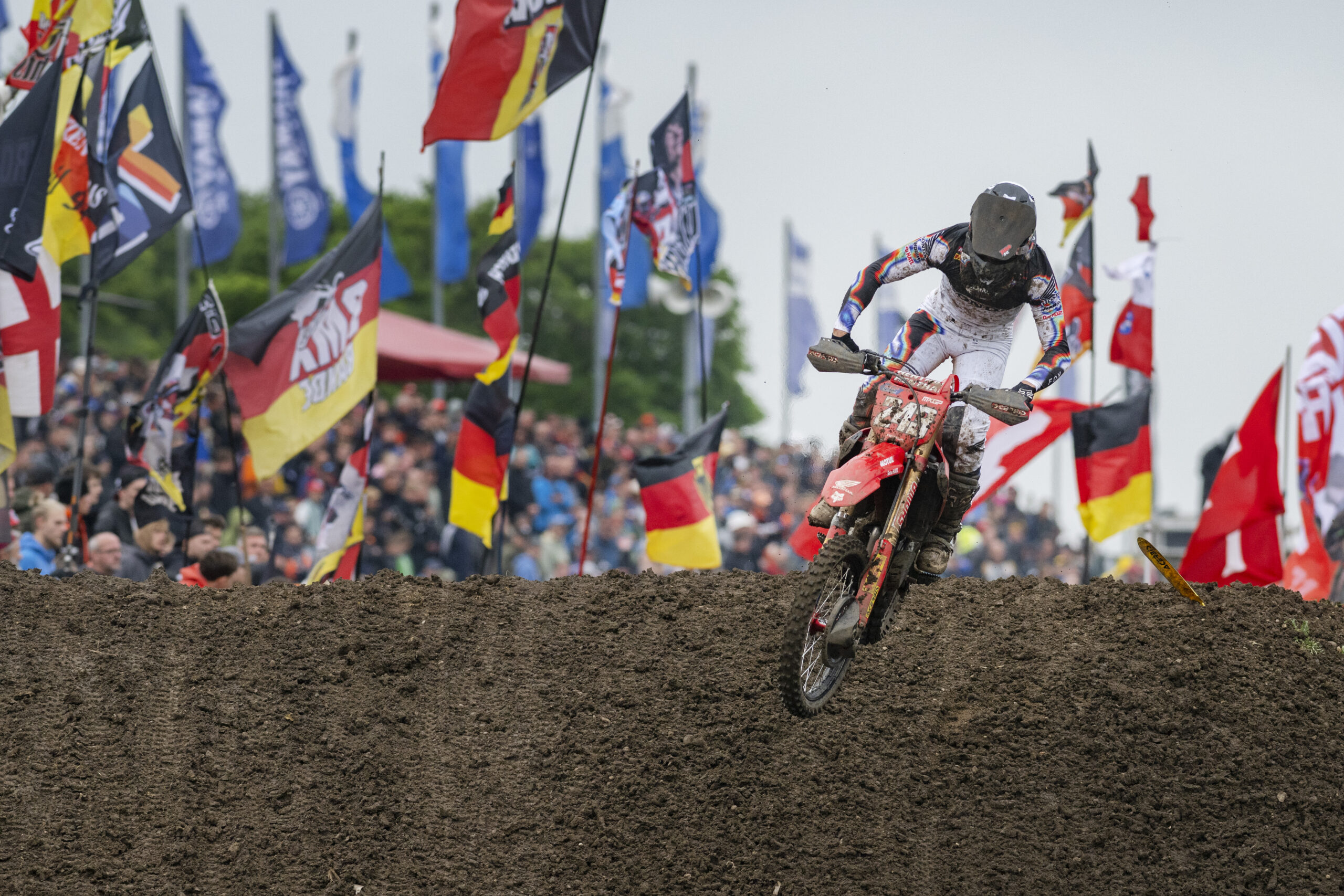 MXGP, Alemanha, Tim Gajser (2º): “Sofri com o braço na primeira corrida”