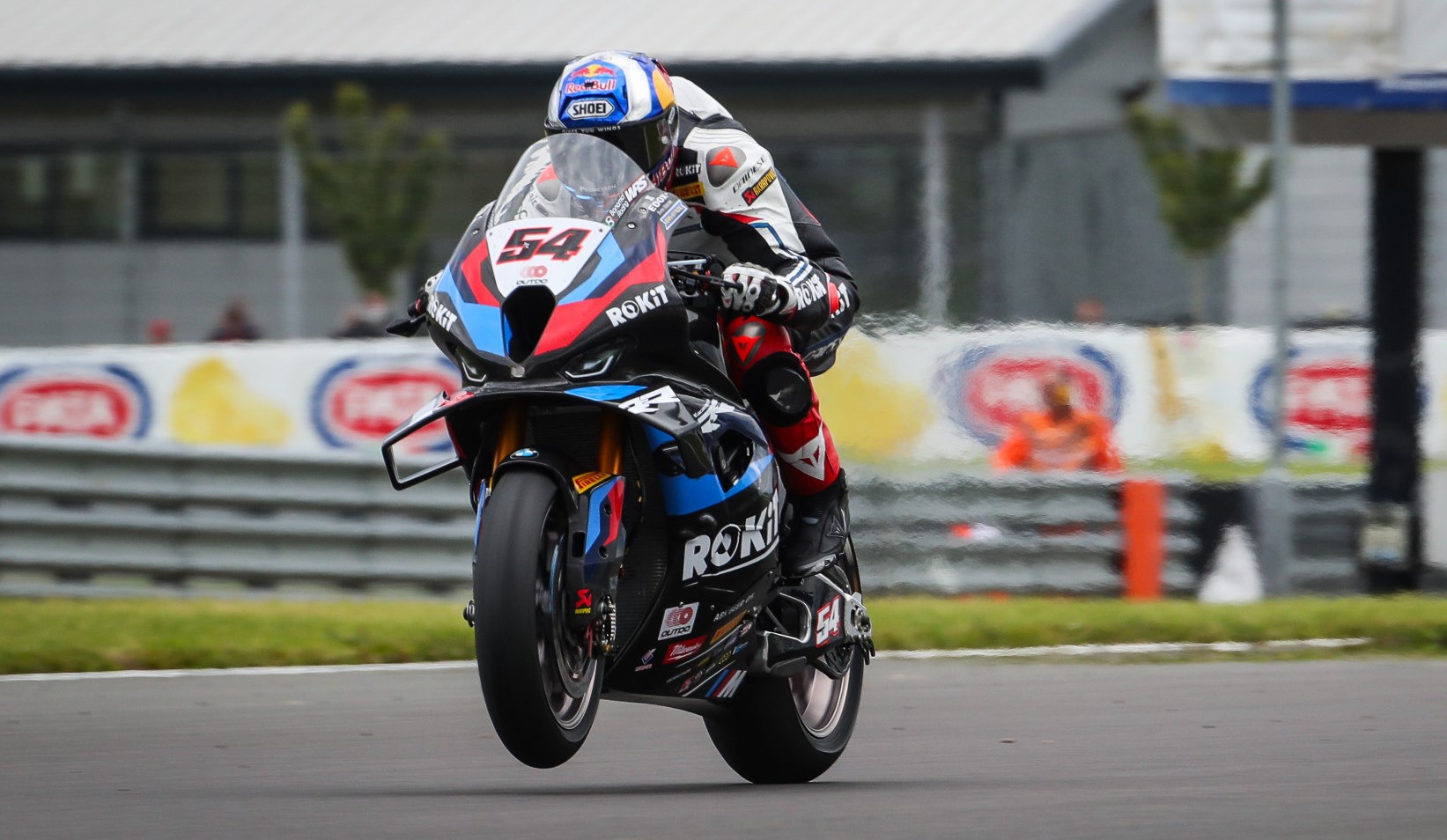 WSBK FP2, Donington: Toprak dominante na sexta-feira