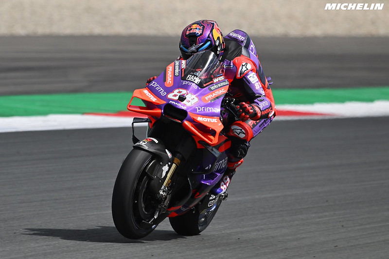 MotoGP, Jorge Martín dominador e faz a pole position em Sachsenring