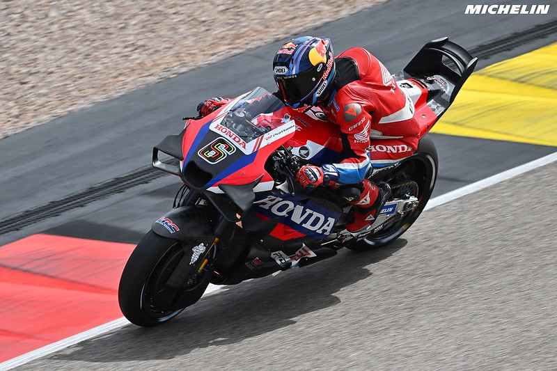 MotoGP, Stefan Bradl e a Repsol Honda Team têm testes marcados em Barcelona