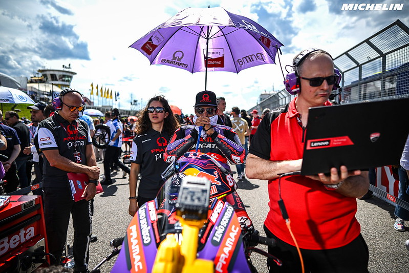 MotoGP, Jorge Martín ‘Não sei o quê, mas há algo que me faz cair’