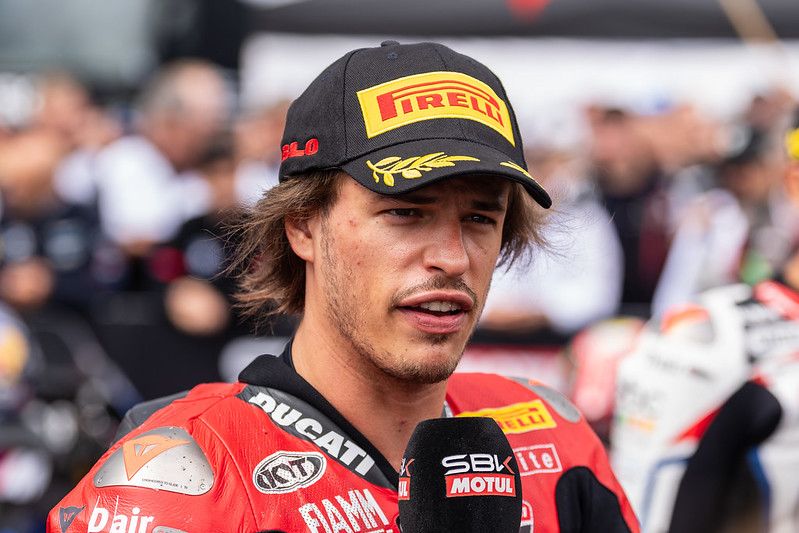 WDW, Nicolo Bulega desmente qualquer tipo de lesão após incidente com Marc Márquez