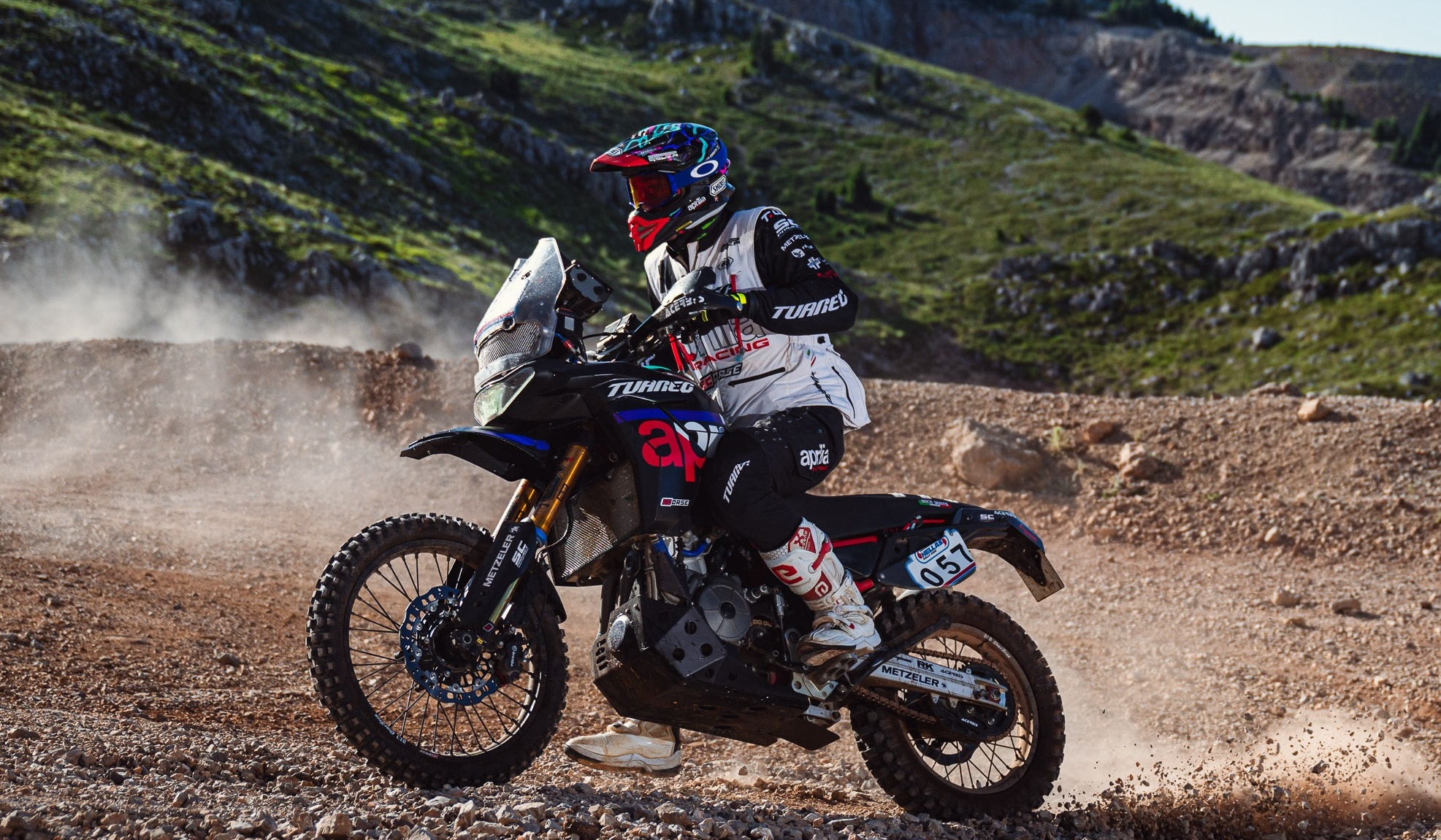 TT: Aprilia Tuareg estreia-se na Baja Aragón