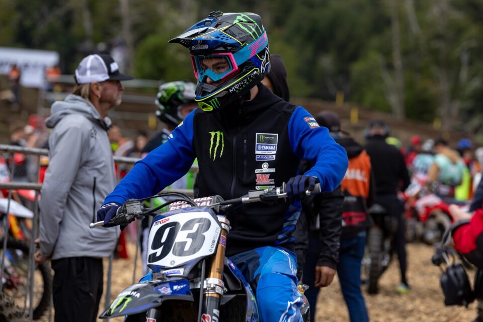 MXGP: Jago Geerts adia regresso ao mundial