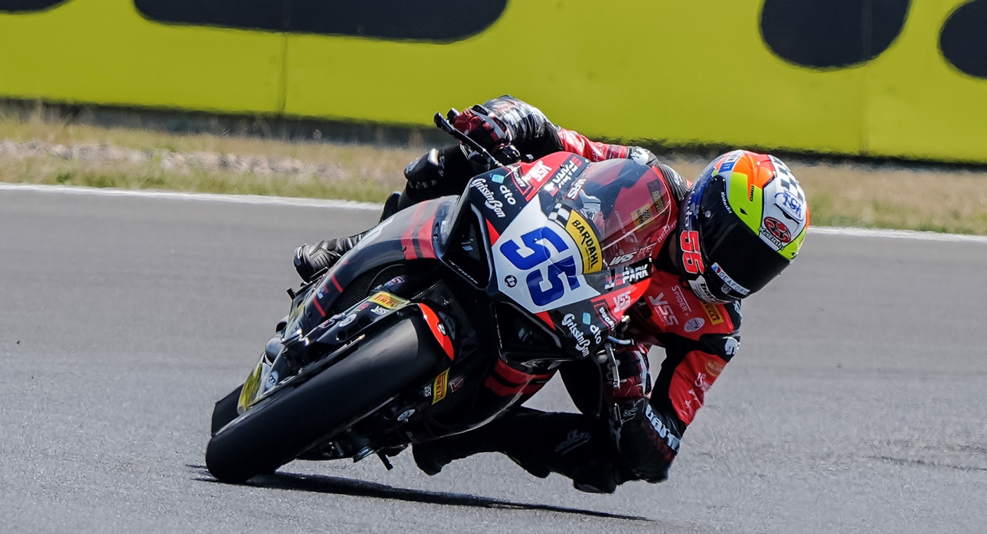 WSSP, Most: Montella lidera após sessão acidentada