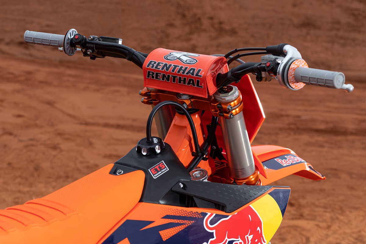 MXGP, Red Bull KTM Factory Racing volta a contratar equipa De Carli