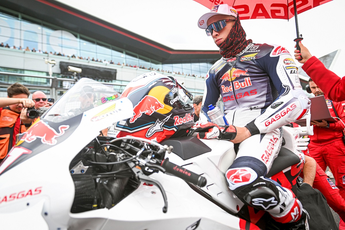 MotoGP, Pedro Acosta ‘Ser um piloto de MotoGP não é apenas ser um piloto na pista’