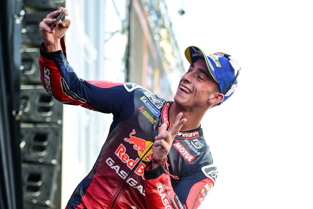 MotoGP, Pedro Acosta (3º.): “O Marc Márquez é uma pessoa diferente aqui”