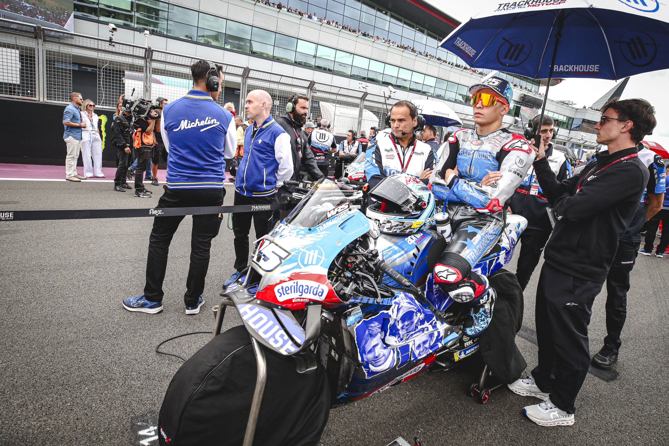 MotoGP, Raúl Fernandez ‘Gostaria de pedir desculpa; a minha moto bateu no Miguel’