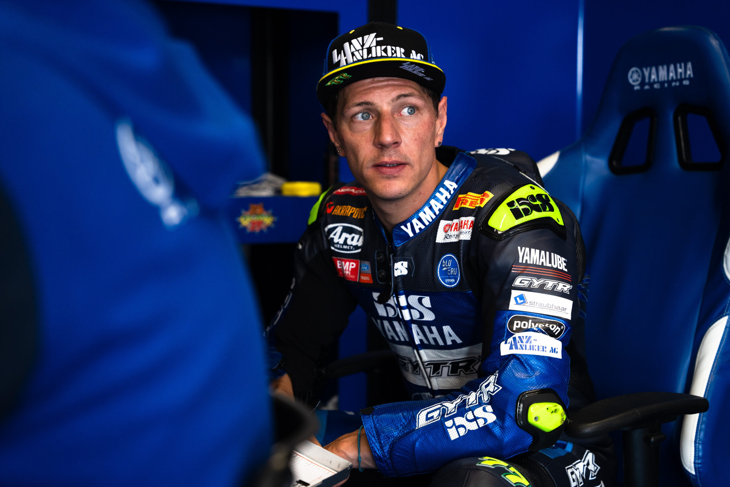 WSBK, Dominique Aegerter sofre lesão grave e é transportado de avião para a Suíça