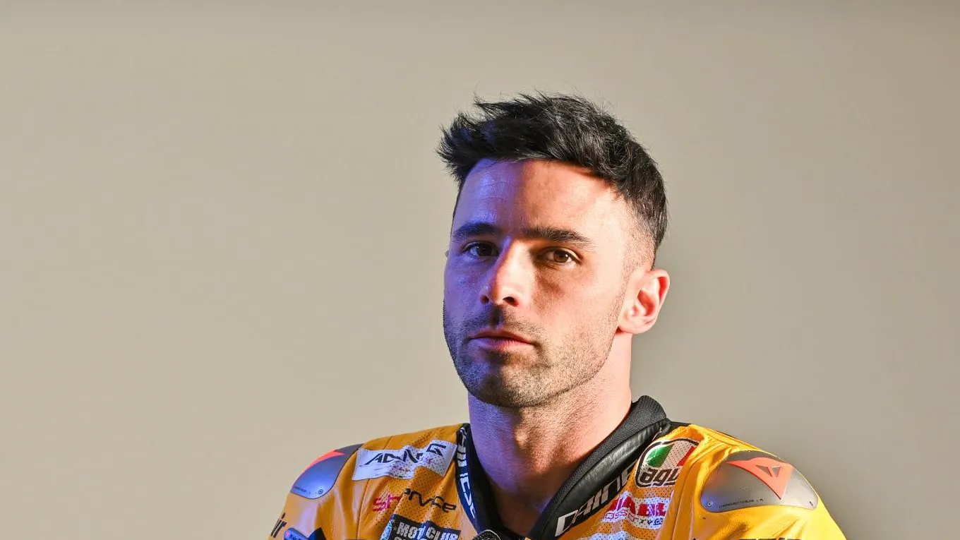 Rovelli desiste propositadamente do campeonato e Salvadori será campeão