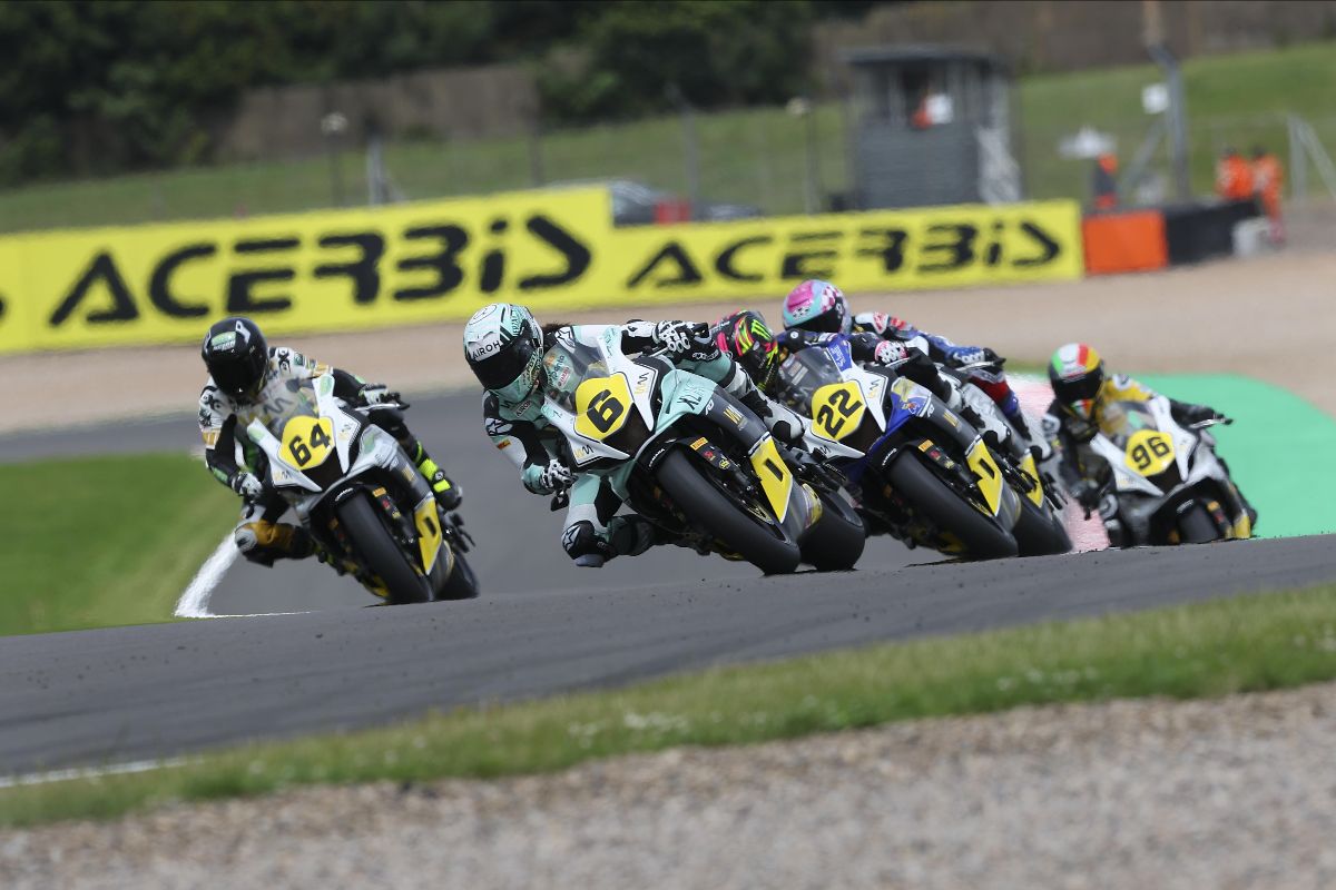 WorldWCR: luta pelo título ao rubro entre Maria Herrera e Ana Carrasco em Cremona